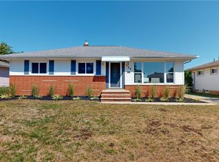 109 E Clearview Ave, Seven Hills, OH