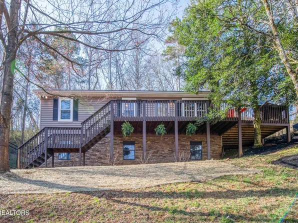 1520 Cress Ln, Lenoir City, TN 37772