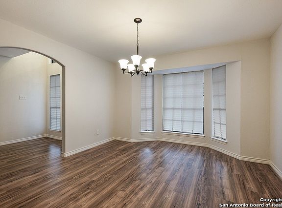 5th image of 5010 Lakebend East Dr