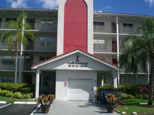 1101 SW 128th Ter APT 405C, Pembroke Pines, FL 33027