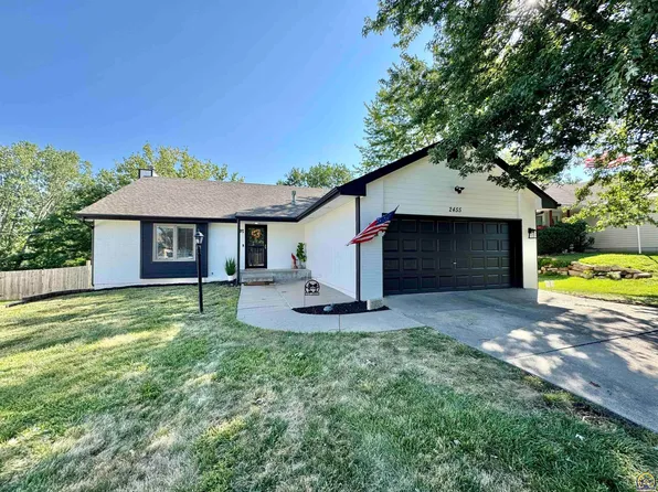 2455 SW Kingsrow Rd, Topeka, KS 66614