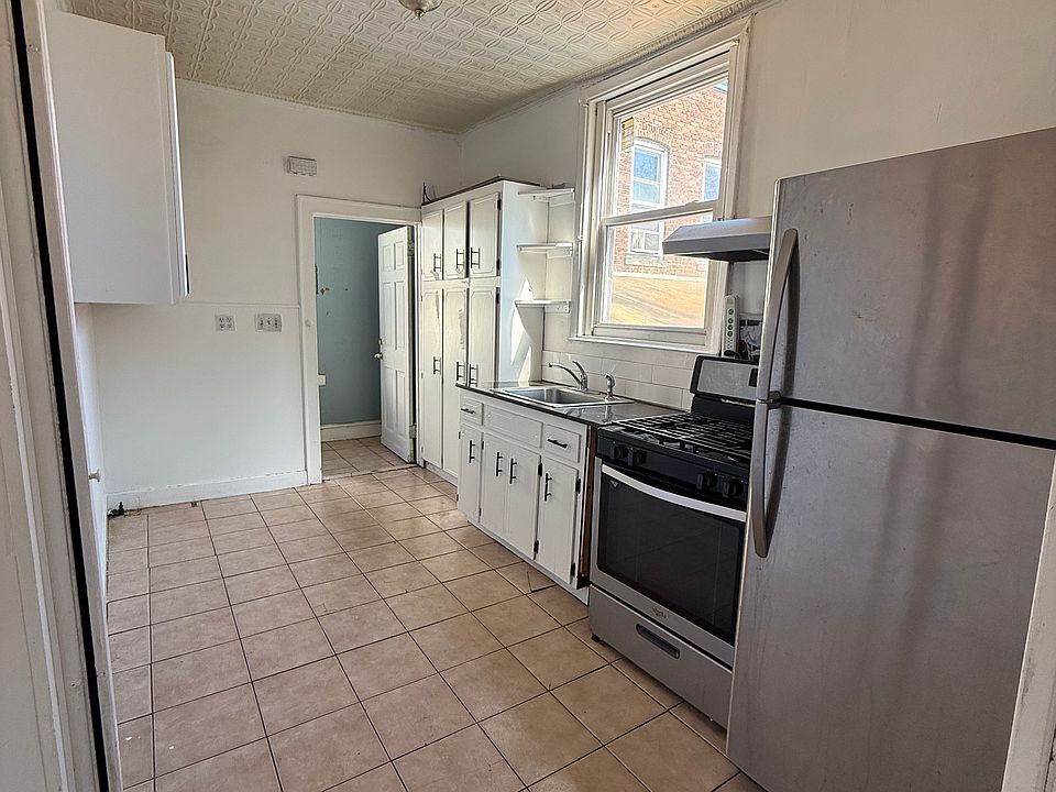 1st image of 812 Central Ave Floor 2