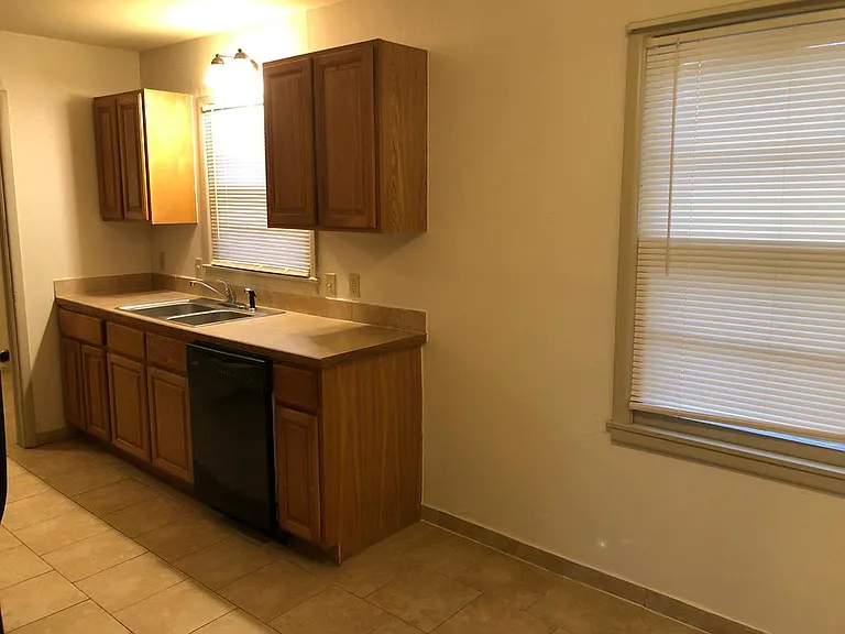kitchen with in-kitchen dining area