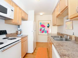6725-37 N Sheridan Rd #403, Chicago, IL 60626