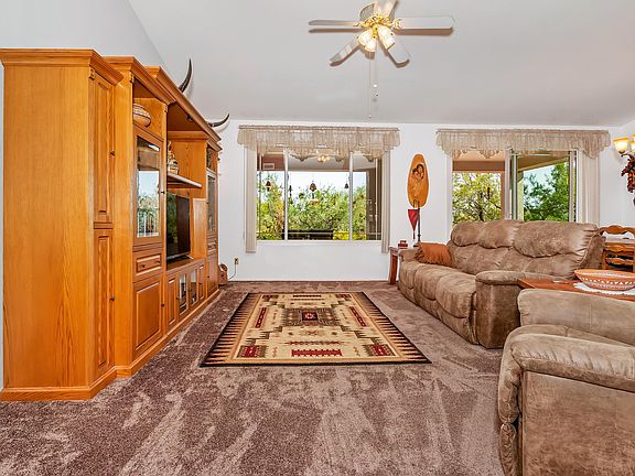 4th image of 2160 W Desert Willow Dr