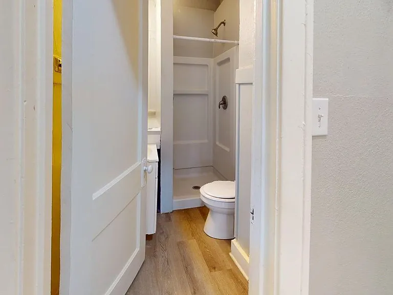 236 Watson St — Photo 9