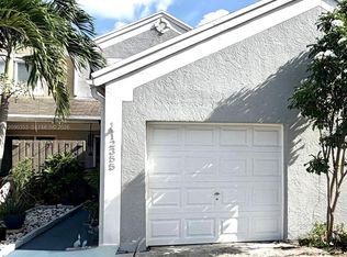 Flamingo Villas, Hollywood, FL 33026