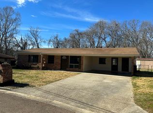 211 Alfa Dr, Vicksburg, MS 39180