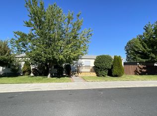 2364 SW Dana Butler Ct, Redmond, OR 97756