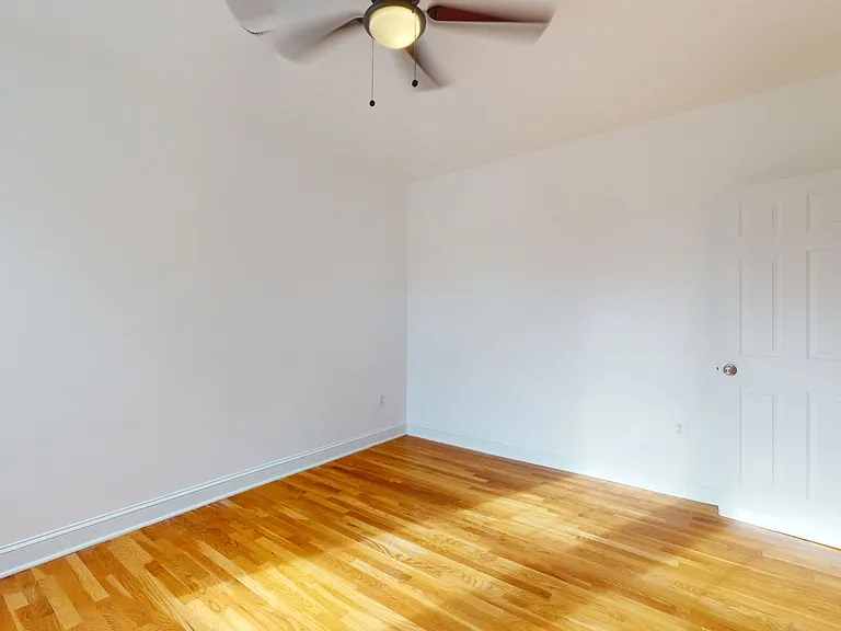 2824 12th St NE #203 — Photo 9