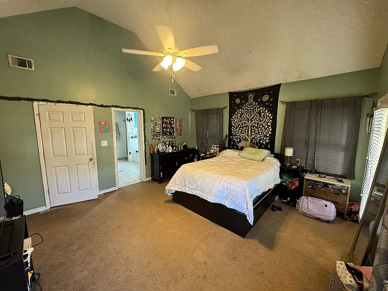 237 Wiltshire Dr — Photo 13