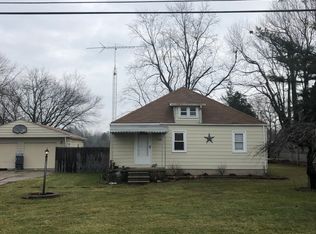 632 Range Rd, Marysville, MI 48040