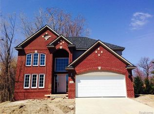 1680 Trace Hollow Dr, Commerce Twp, MI