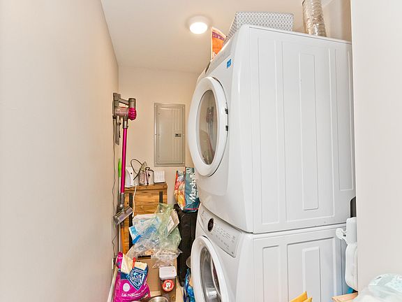 2nd image of 2451 W Haddon Ave #2N