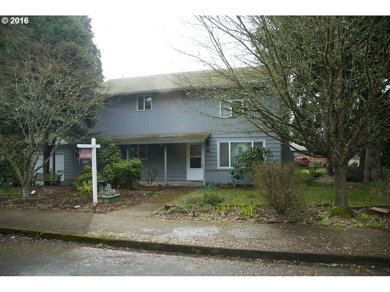 364 NW Rachel St photo 1