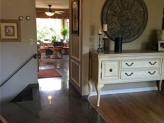 5th image of 173 Evergreen Dr