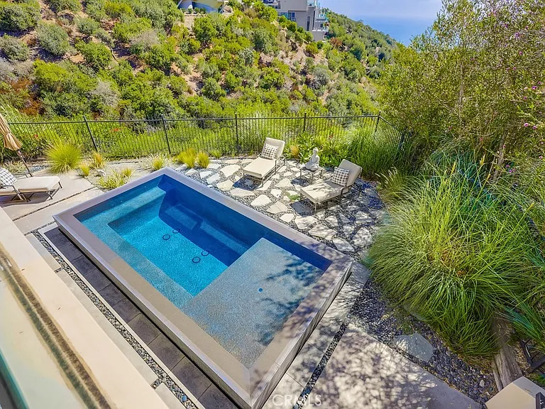 1725 Del Mar Ave — Photo 43
