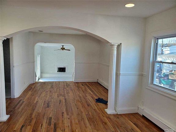 3rd image of 18 Circle Dr