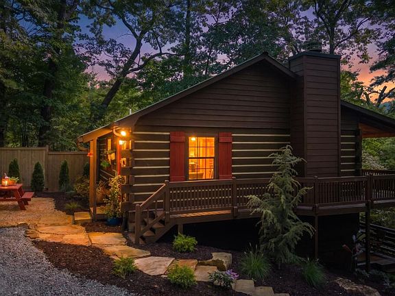 2nd image of 392 Cascade Ln