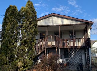 (Undisclosed Address), Moundsville, WV 26041