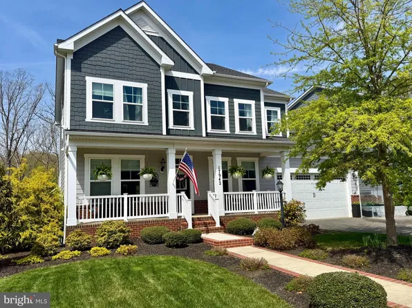 17942 Woods View Dr, Dumfries, VA 22026