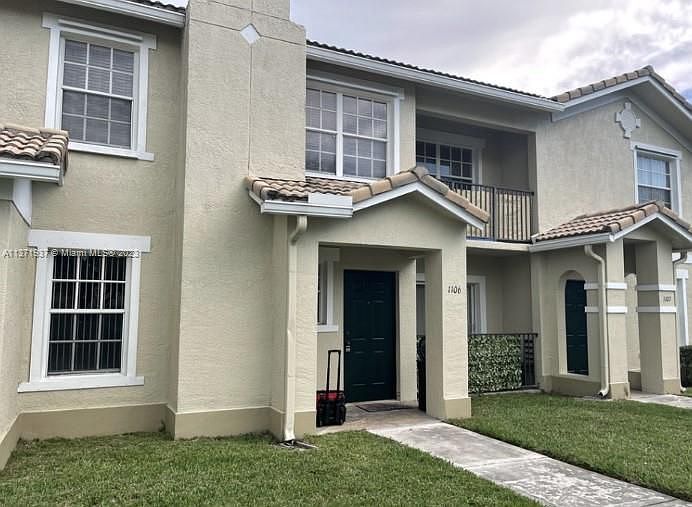 1st image of 1106 Belmont Ln #1106