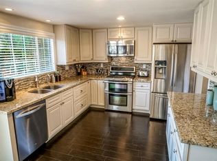 5484 Geoffrey Ave, Simi Valley, CA 93063