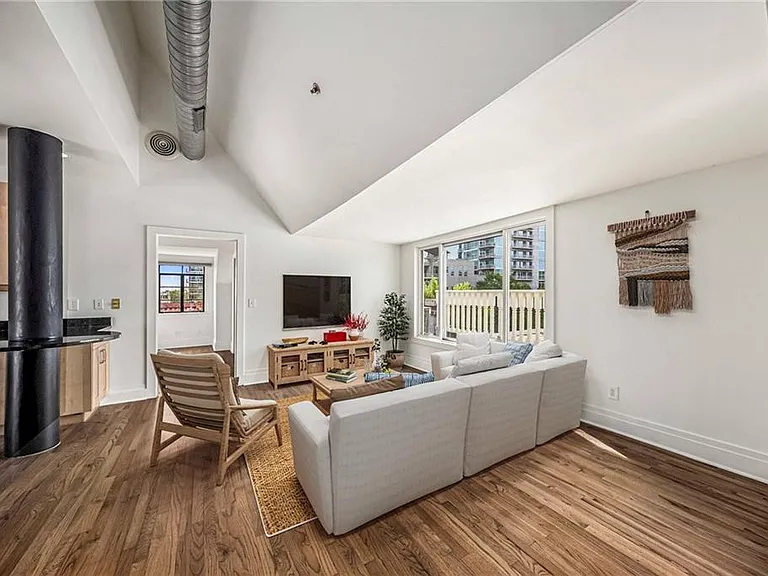 81 Peachtree Pl NE #Penthouse 12 — Photo 8