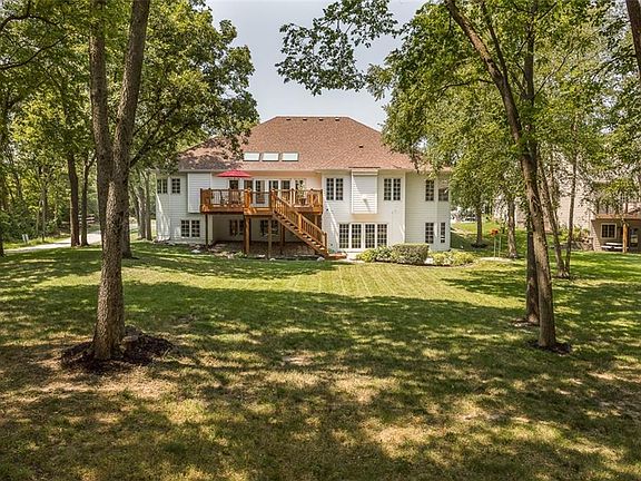 3rd image of 8605 NW 70th Ct