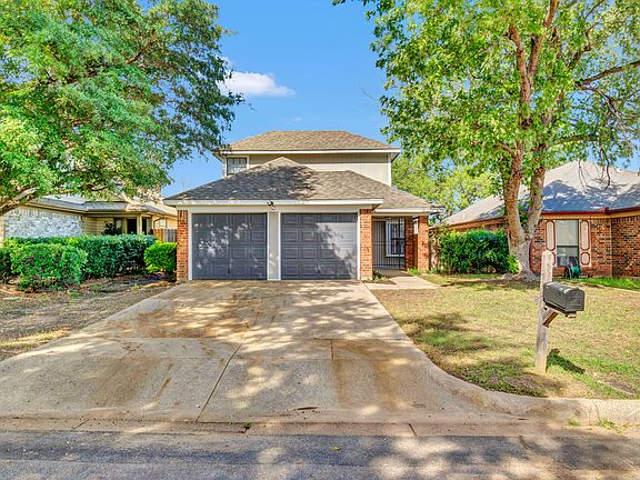 4th image of 1612 Woodhall Way