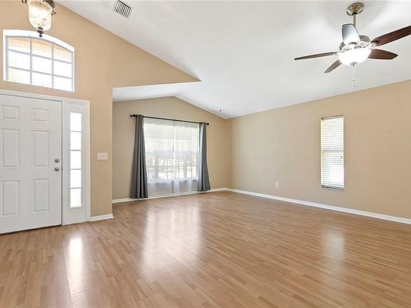 4th image of 8505 Pecan Brook Ct
