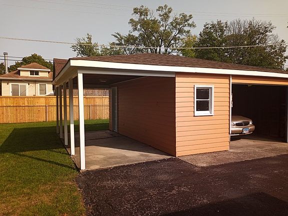 3rd image of 241 S Villa Ave