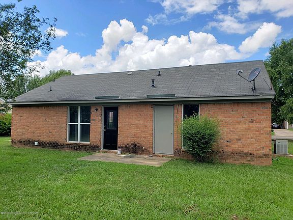 4th image of 117 Evergreen Dr