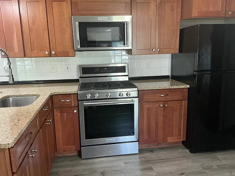 3106 Meadow Woods Dr — Photo 20