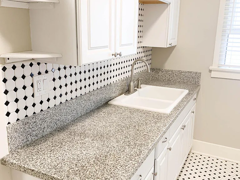 1747 5th Ave #24 — Photo 3