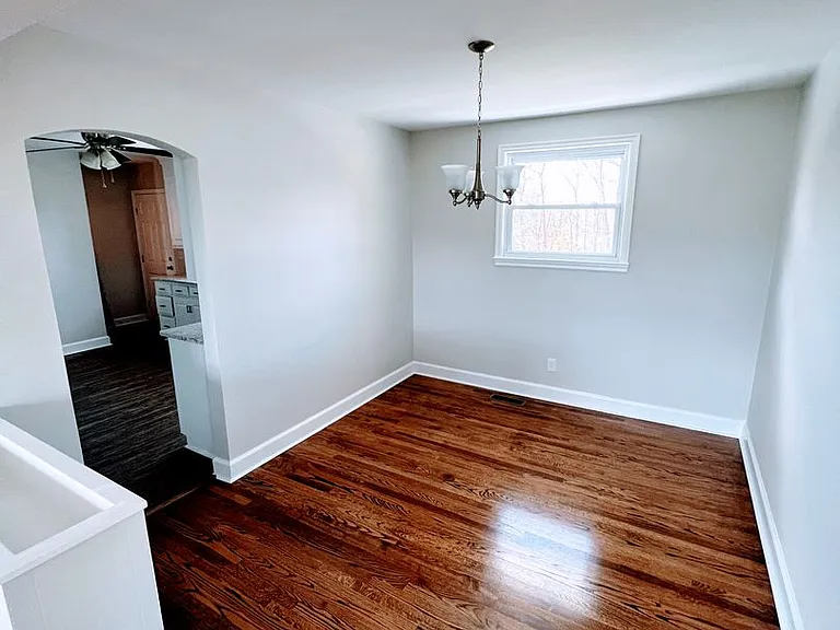 3328 Wards Rd — Photo 6