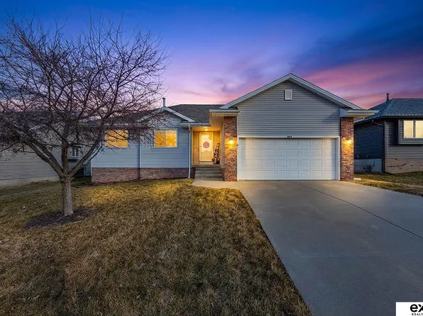 8109 S 162nd St, Omaha, NE 68136