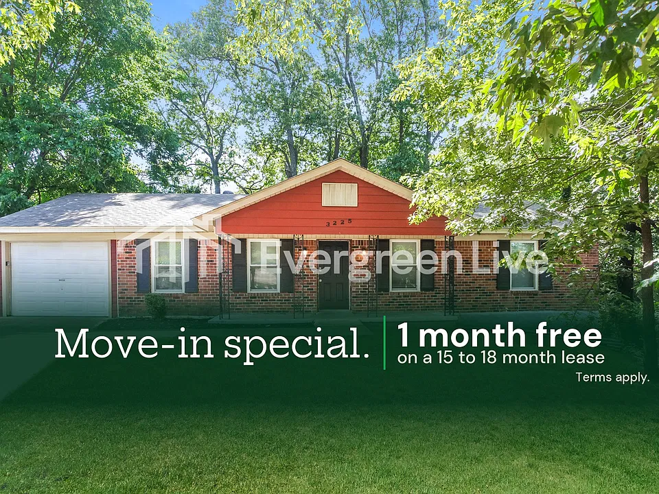 3225 Applewood Cv