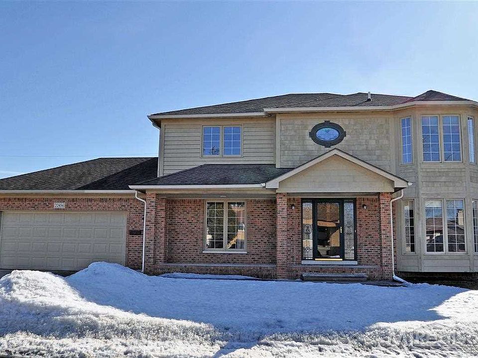 1st image of 22454 Wildwood Saint