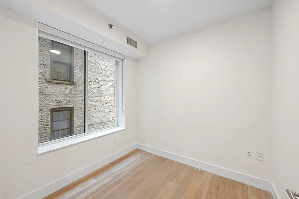 Rented by Compass | media 12