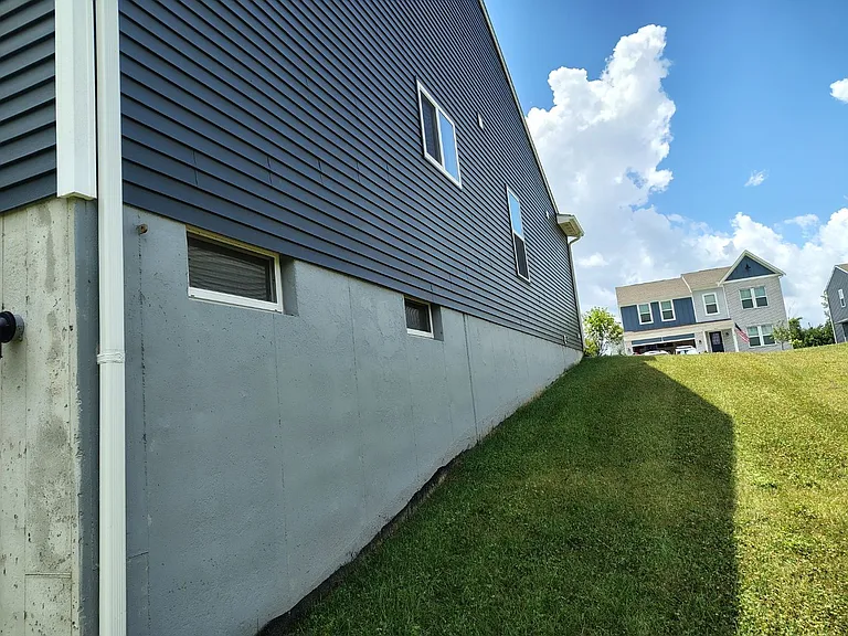 1458 Catford Ct — Photo 32