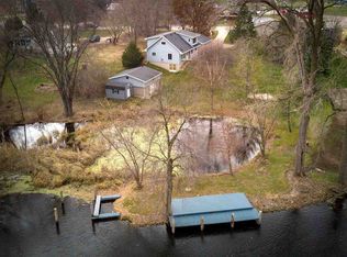 775 E Main St, Omro, WI 54963