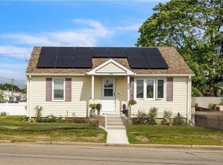 629 York Ave, Pawtucket, RI 02861