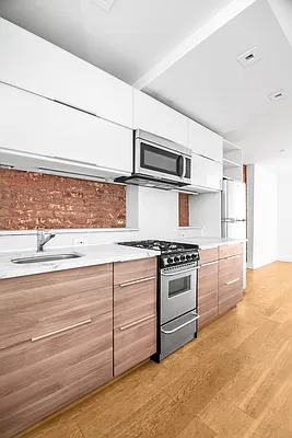 Rented by REAL New York | media 8