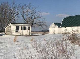 7030 S Hilton Park Rd, Fruitport, MI 49415