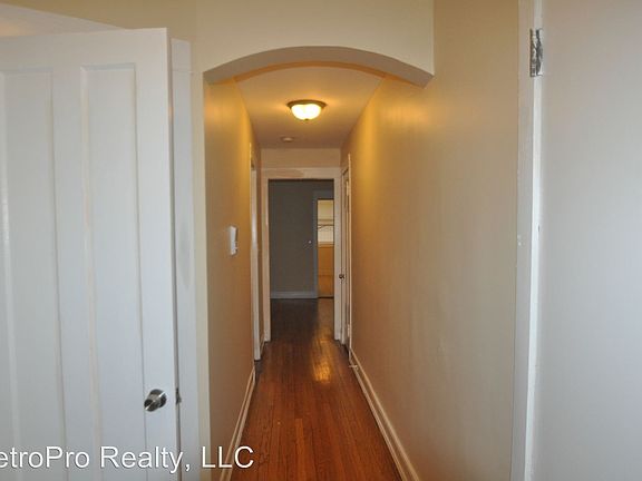 4th image of 6810 S Cornell Ave #3