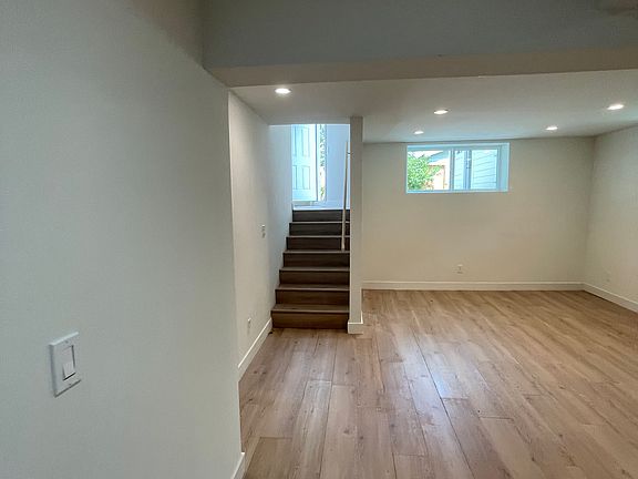 3rd image of 218 N Ellsworth Ave APT B