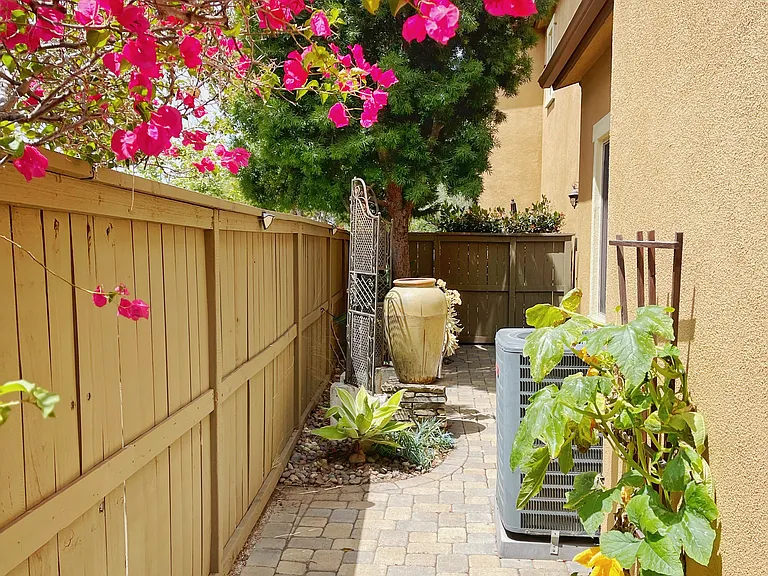 8403 Christopher Ridge Ter — Photo 22