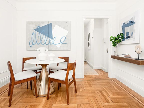 4th image of 99 E 4th St APT 1L