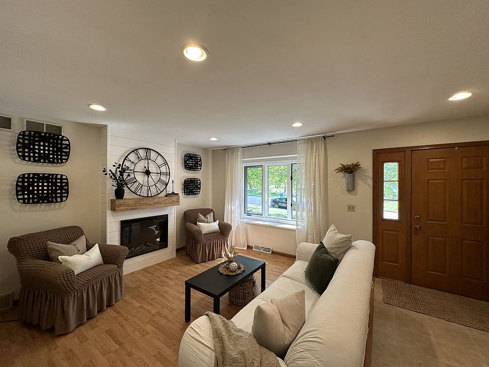 1st image of 5112 Rustling Oaks Ln